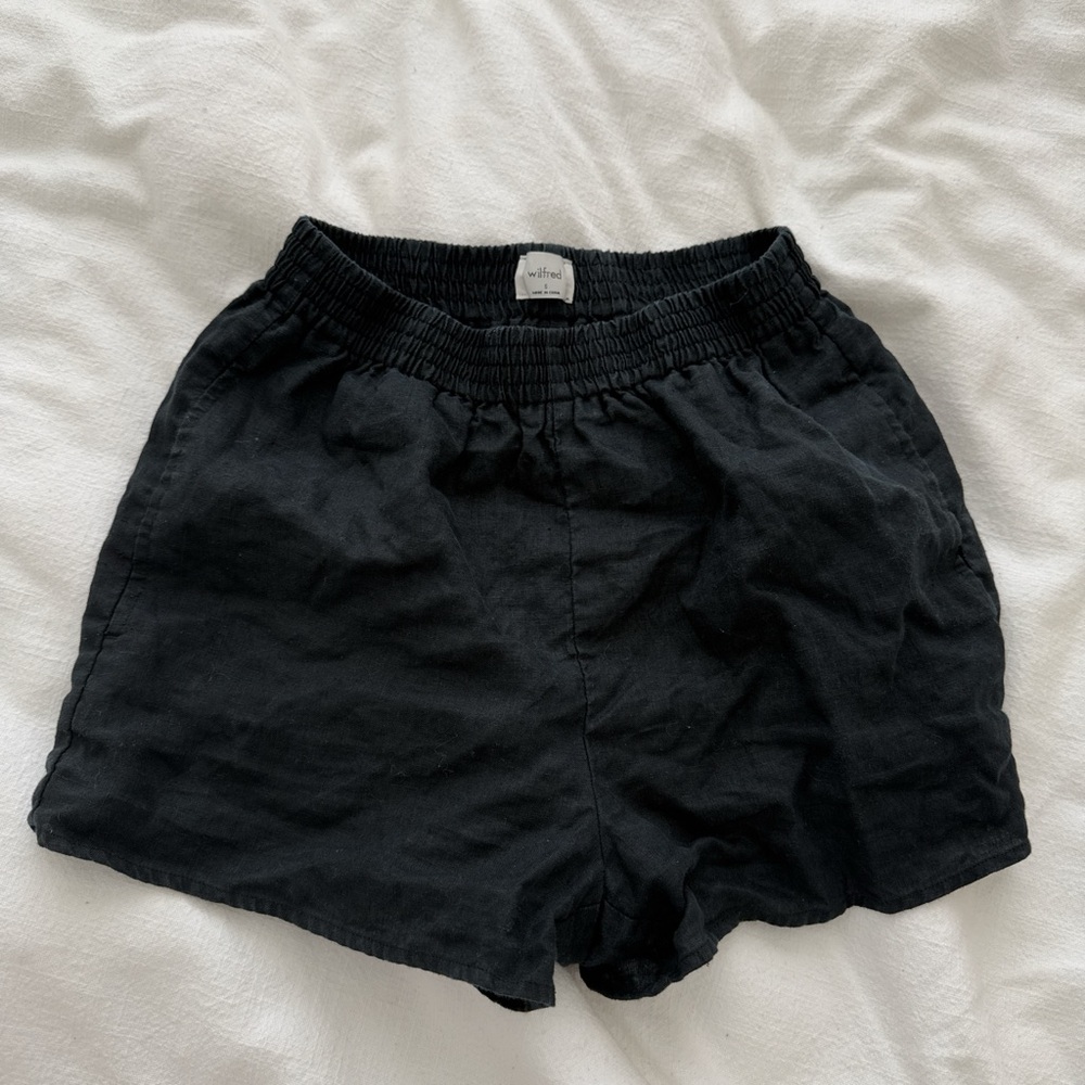 Aritzia wilfred linen shorts